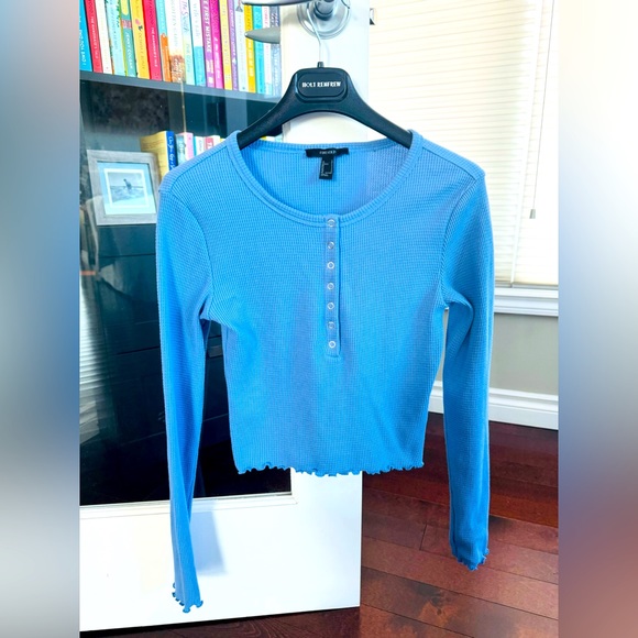 Lilac🪻 Cropped Waffle Knit Top - Picture 1 of 3